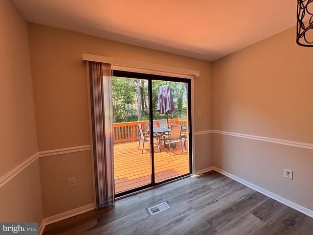 24 LAURENCE BROOKE RD, Catonsville, MD 21228