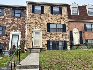 24 LAURENCE BROOKE RD, Catonsville, MD 21228