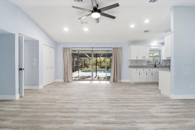 11830 W FISHERMAN LANE, Homosassa, FL 34448