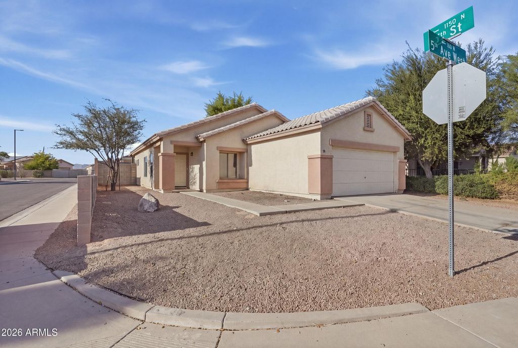 98 5TH Avenue W, Buckeye, AZ 85326 — photo 3