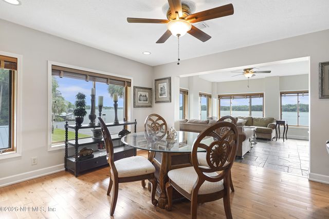703 FRONT Street, Welaka, FL 32189