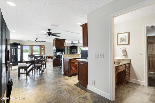 703 FRONT Street, Welaka, FL 32189