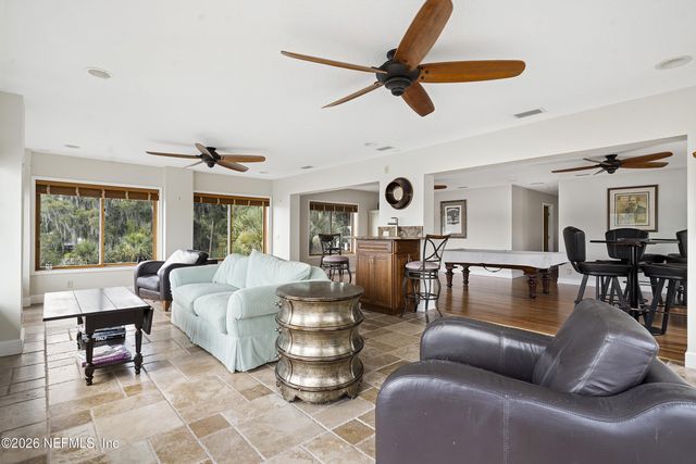 703 FRONT Street, Welaka, FL 32189
