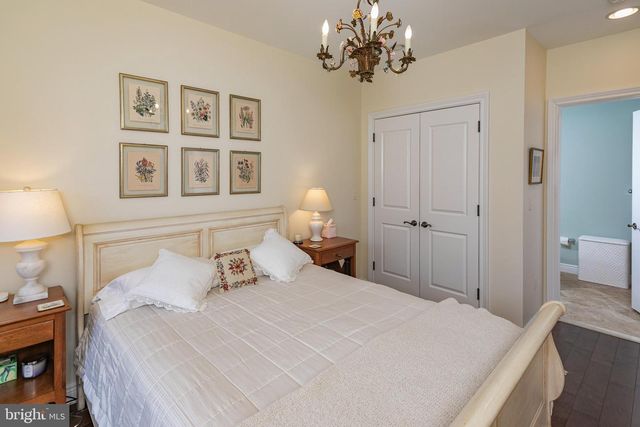 132 VICTORIA MEWS, Princeton, NJ 08542