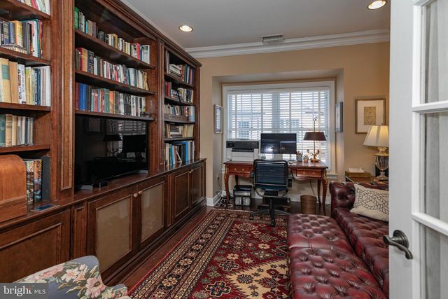 132 VICTORIA MEWS, Princeton, NJ 08542