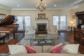 132 VICTORIA MEWS, Princeton, NJ 08542