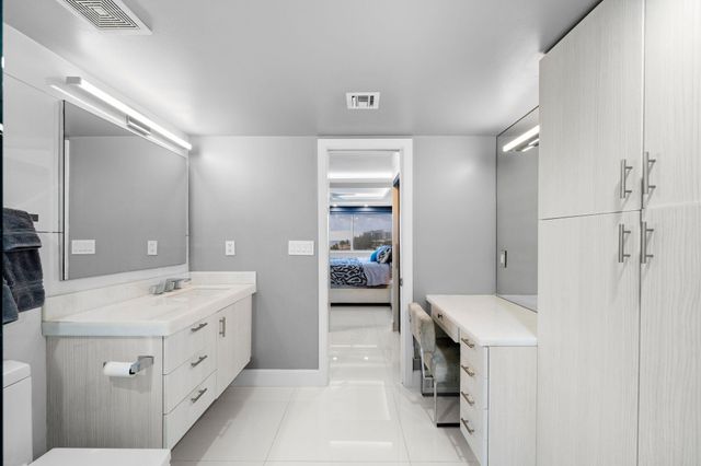 545 S Fort Lauderdale Beach 701-702, Fort Lauderdale, FL 33316