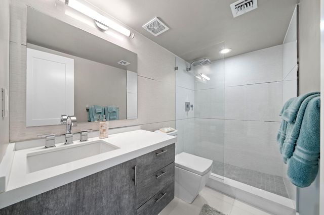 545 S Fort Lauderdale Beach 701-702, Fort Lauderdale, FL 33316