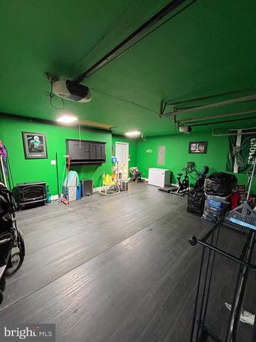 501 GOLDFINCH DR, Columbia, PA 17512