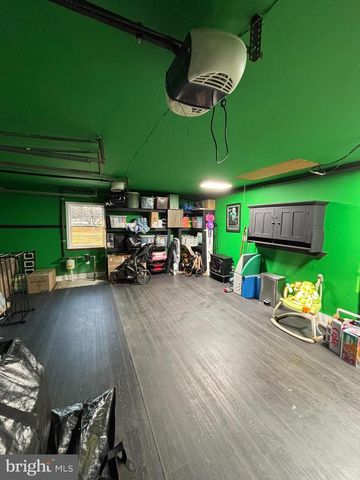 501 GOLDFINCH DR, Columbia, PA 17512