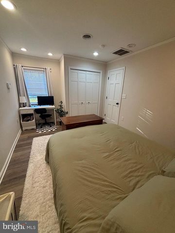 501 GOLDFINCH DR, Columbia, PA 17512