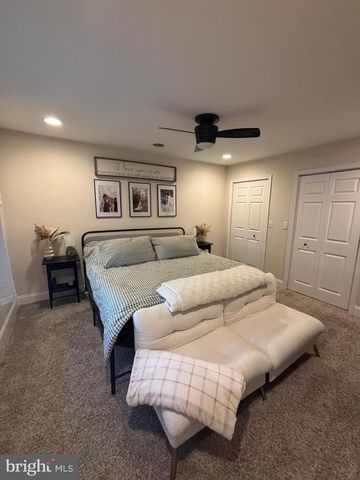 501 GOLDFINCH DR, Columbia, PA 17512