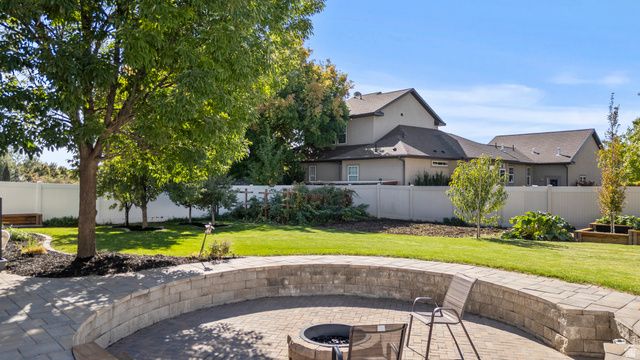 821 S 525 E, River Heights, UT 84321