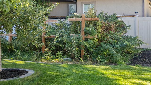 821 S 525 E, River Heights, UT 84321