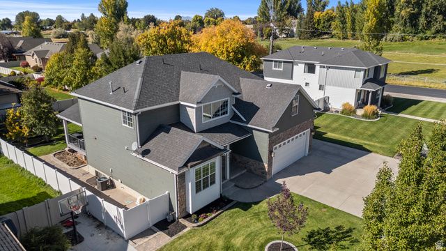 821 S 525 E, River Heights, UT 84321