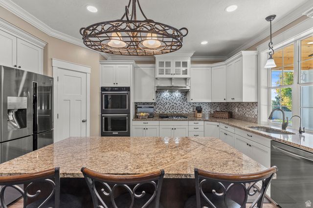 821 S 525 E, River Heights, UT 84321