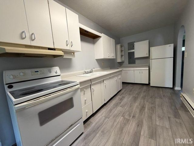 130 E Broad Street, Spiceland, IN 47385