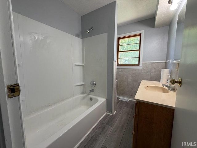 130 E Broad Street, Spiceland, IN 47385
