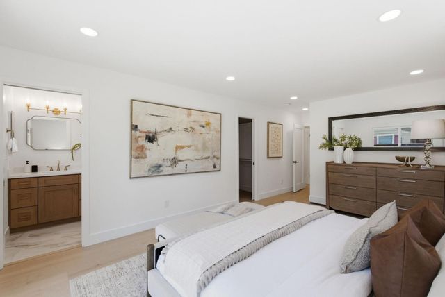 310 S Bayview Avenue, Sunnyvale, CA 94086