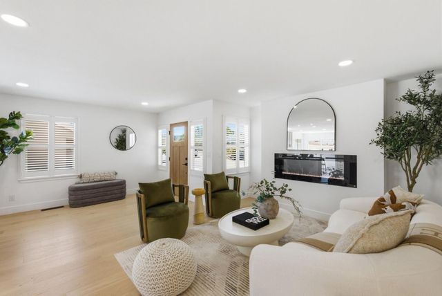 310 S Bayview Avenue, Sunnyvale, CA 94086
