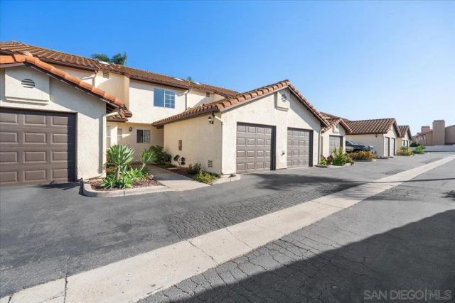 5704 Camino Del Cielo 203, Bonsall, CA 92003