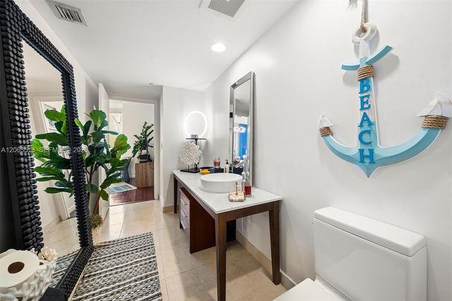 495 Brickell Avenue 1802, Miami, FL 33131