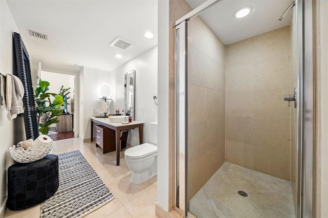 495 Brickell Avenue 1802, Miami, FL 33131