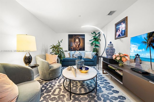 495 Brickell Avenue 1802, Miami, FL 33131