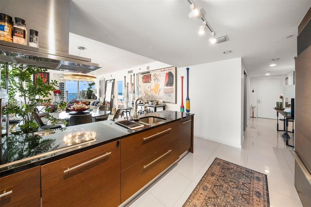 495 Brickell Avenue 1802, Miami, FL 33131