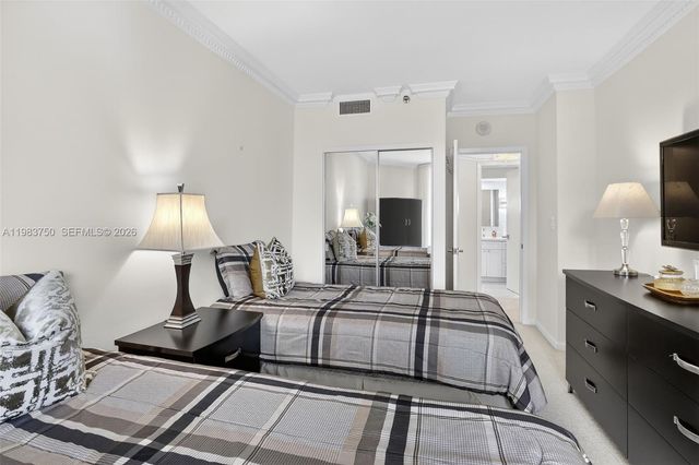 2800 Island Boulevard 301, Aventura, FL 33160