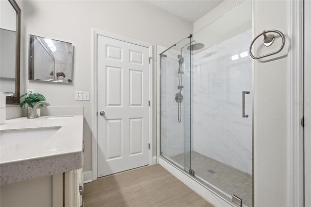 1020 SAILING BAY DR, Clermont, FL 34711