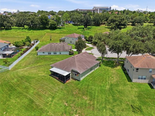 1020 SAILING BAY DR, Clermont, FL 34711