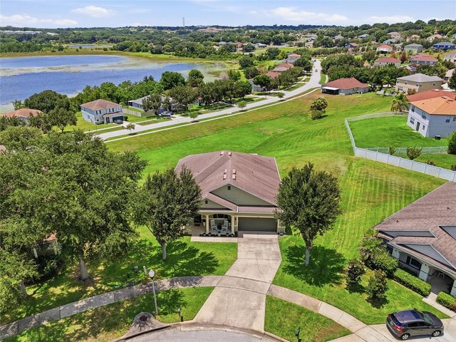1020 SAILING BAY DR, Clermont, FL 34711