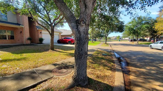 2814 Silver Point Lane, Rosharon, TX 77583