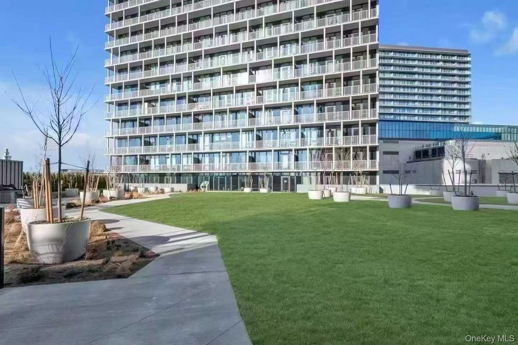 131-02B 40th Road 4U, Flushing, NY 11354 — exterior