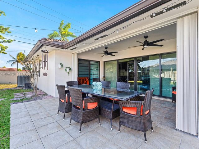 615 NW 134th Pl, Miami, FL 33182