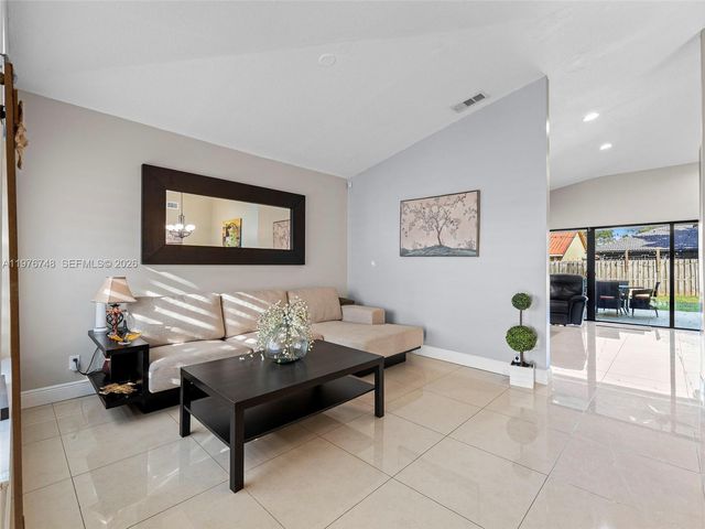 615 NW 134th Pl, Miami, FL 33182