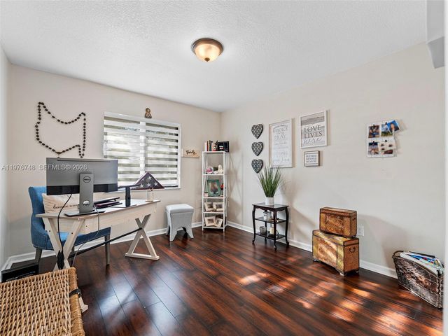 615 NW 134th Pl, Miami, FL 33182