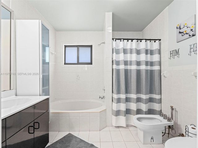 615 NW 134th Pl, Miami, FL 33182