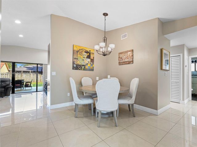 615 NW 134th Pl, Miami, FL 33182