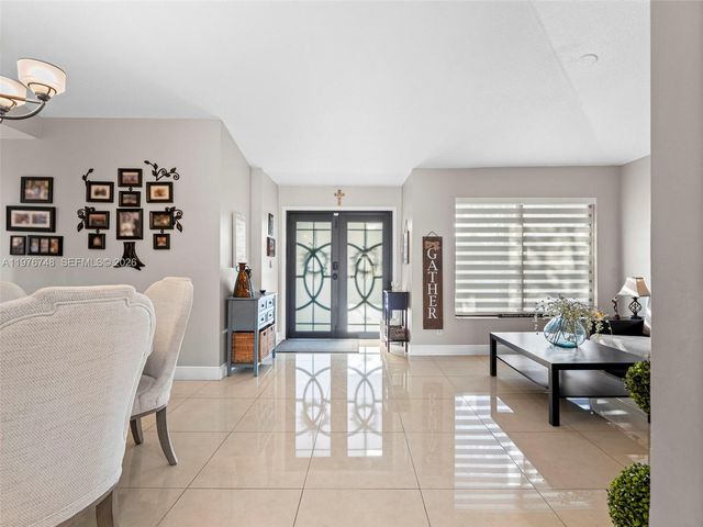 615 NW 134th Pl, Miami, FL 33182