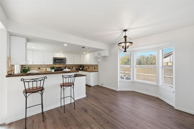 5011 Prairieview Court S, Arlington, TX 76017