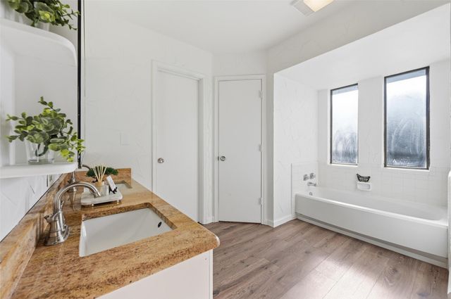 5011 Prairieview Court S, Arlington, TX 76017