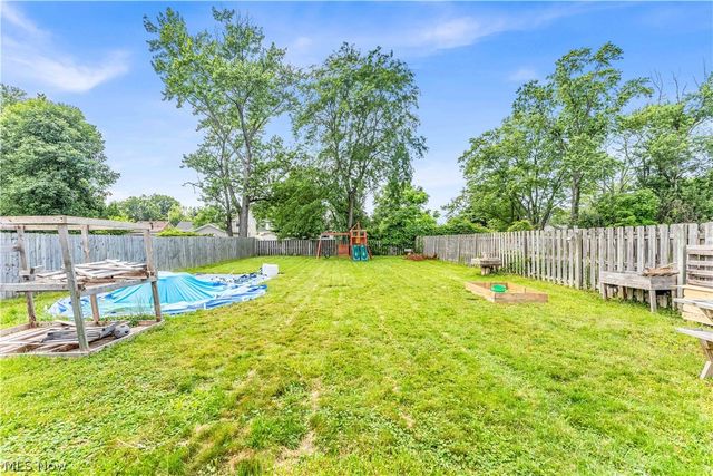 4612 W 156th Street, Cleveland, OH 44135