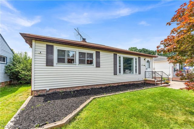 4612 W 156th Street, Cleveland, OH 44135