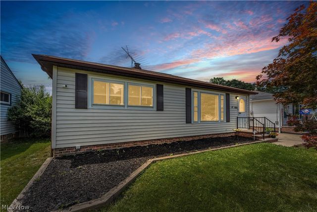 4612 W 156th Street, Cleveland, OH 44135