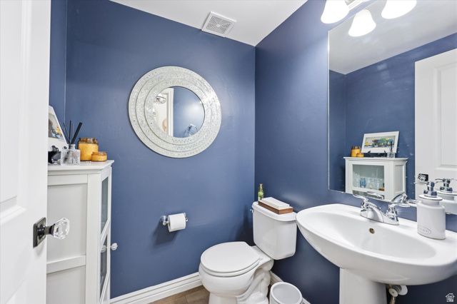 10621 S OZARKS DR, South Jordan, UT 84009