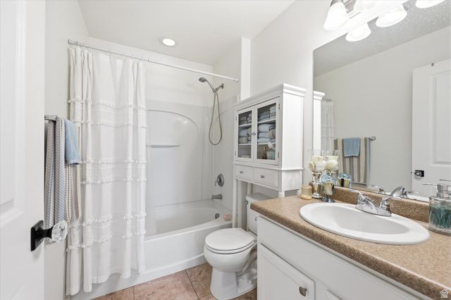 10621 S OZARKS DR, South Jordan, UT 84009