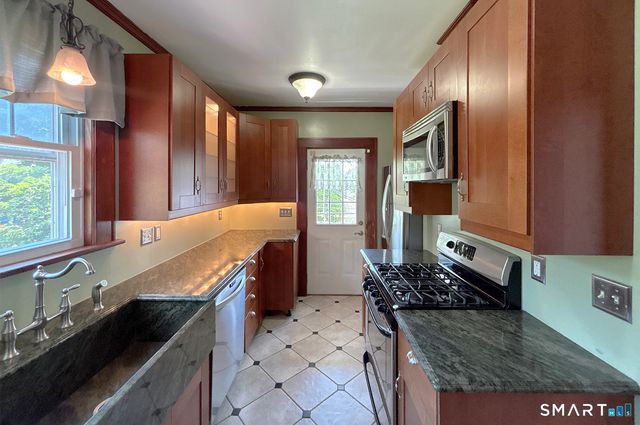 751 Wilcoxson Avenue, Stratford, CT 06615