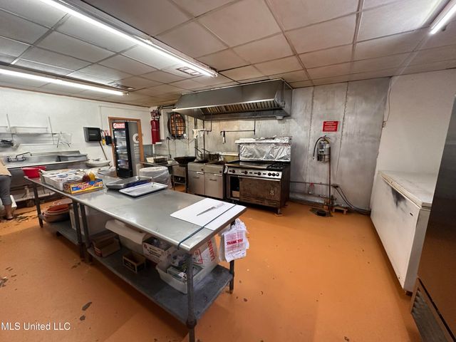 1225 34th Street, Gulfport, MS 39501